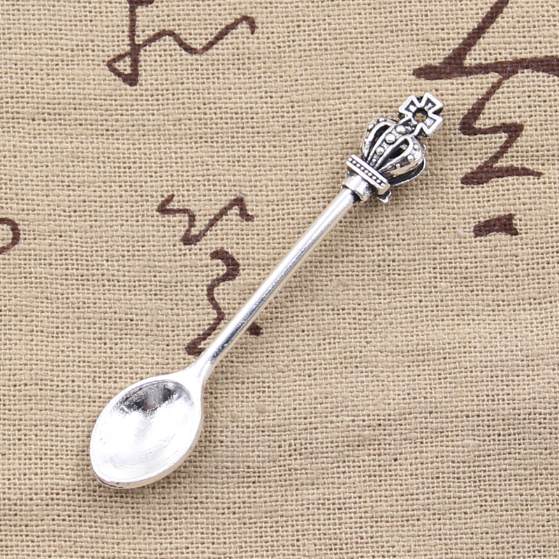 Vintage Collectible Spoons - 8 Chiếc Vòng Tay Nhà Bếp