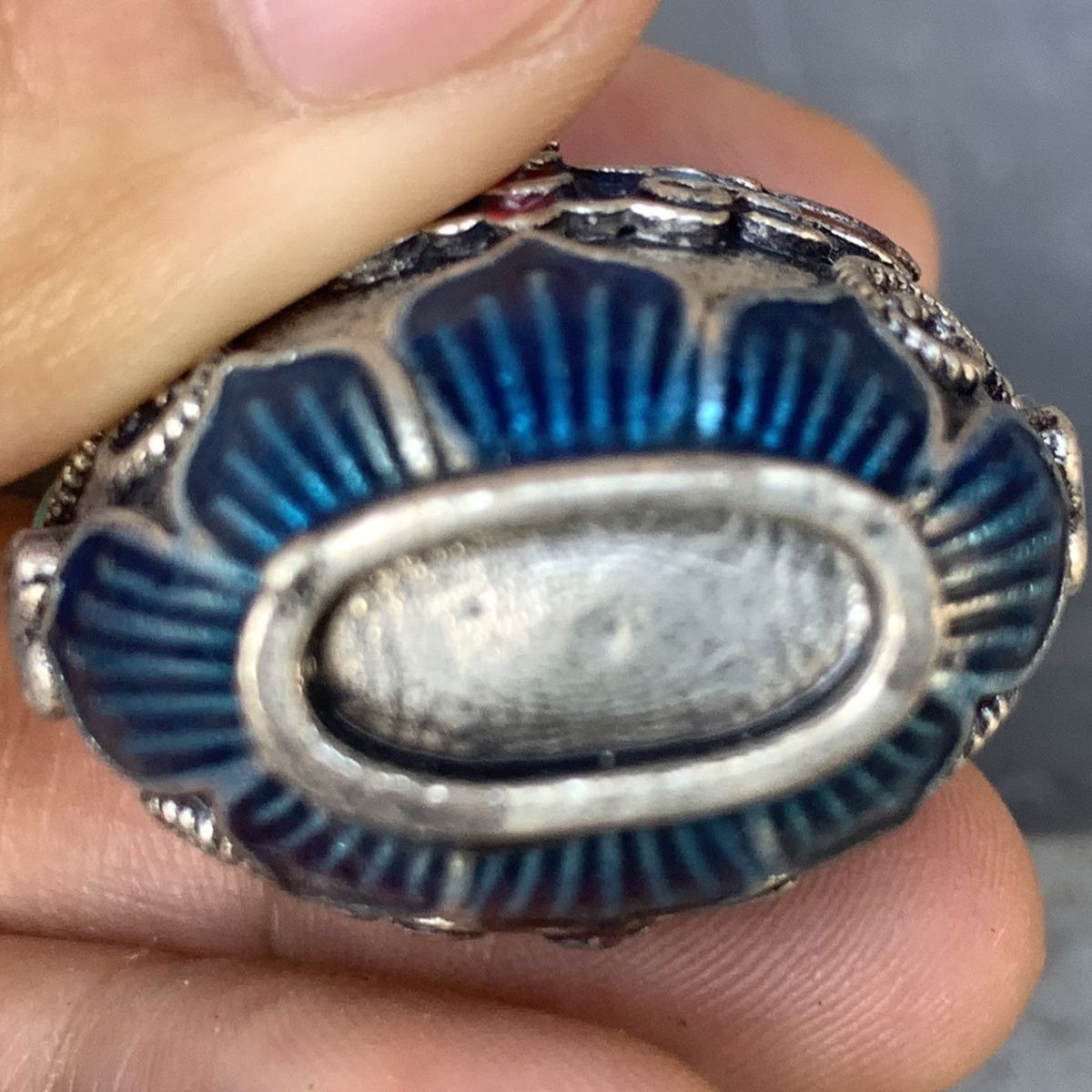 Vintage Cloisonne Bronze Snuff - đánh giá và giá Vintage Collectible Bottles
