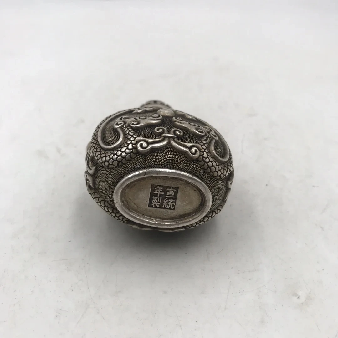 Chinese White Bronze Snuff Bot - đánh giá và giá Vintage Collectible Bottles